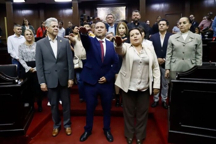  75 Legislatura toma protesta al Cabildo de Irimbo