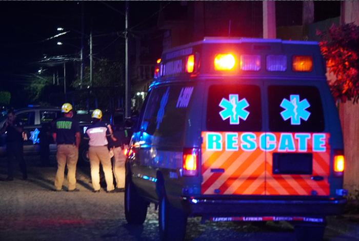 A balazos matan a dos hombres en la colonia El Valle de Zamora, uno era policía en descanso