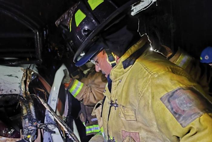 A ching4r a su madre los bomberos: edil de Purépero