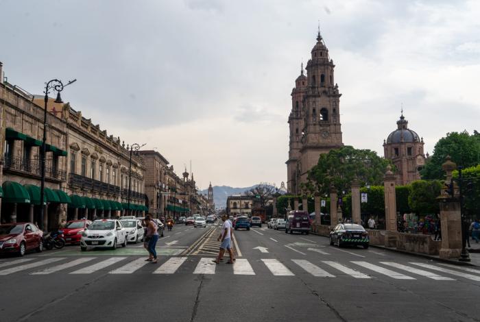 A pesar de las lluvias, seguirá el calor este lunes en Michoacán