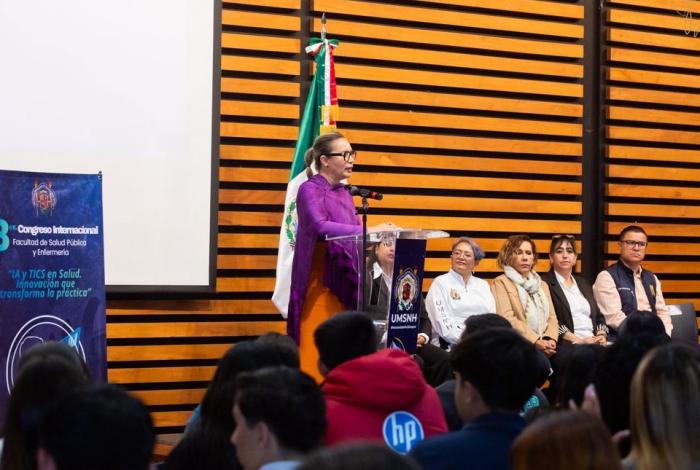 A utilizar la Inteligencia Artificial para generar beneficios a la comunidad, convoca Yarabí Ávila a estudiantes