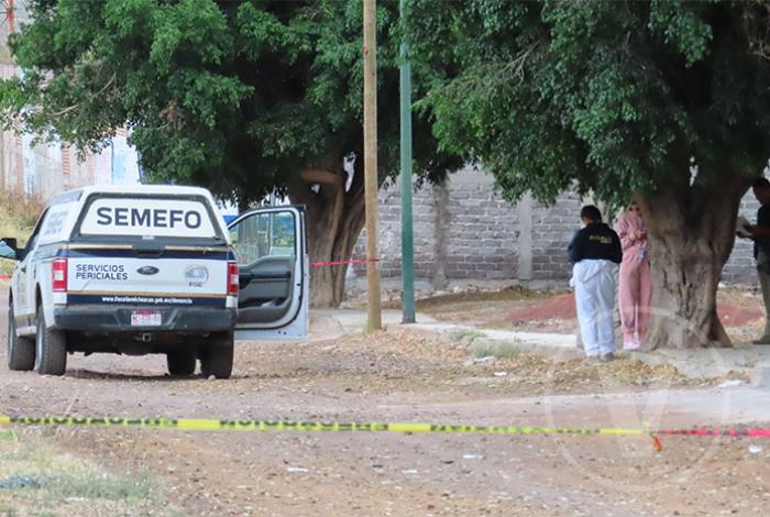 Abandonan a hombre ejecutado en el Fraccionamiento Manantiales del Curutarán, Jacona