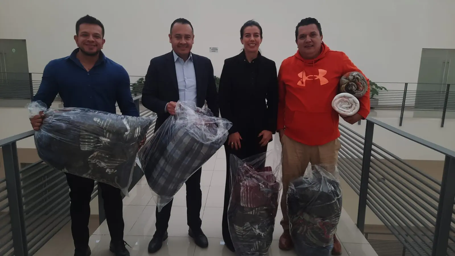  ¡Abriguemos corazones!, UMSNH invita a participar en la campaña de donación de cobijas