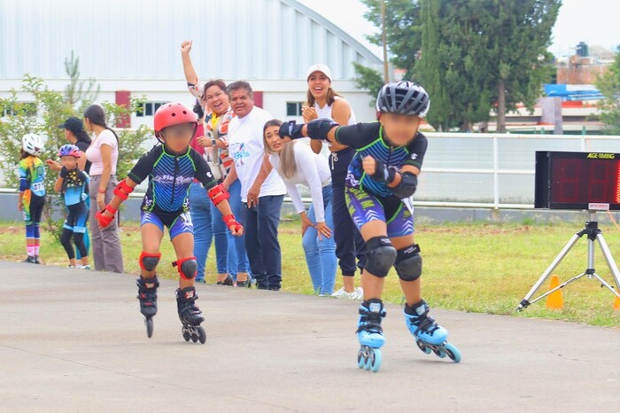  Academia Flash Skate-IMCUFIDE conquista 31 medallas en el Campeonato Estatal de Patines