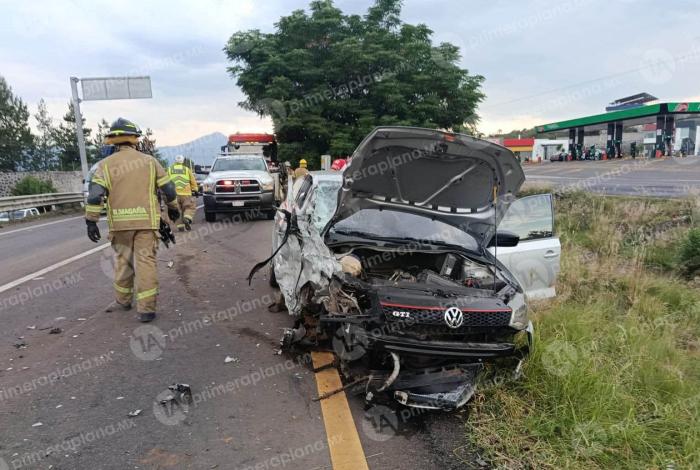 Accid3nte sobre la Morelia-Pátzcuaro deja un mu3rto y un lesi0nado