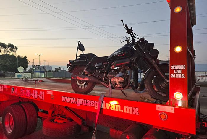 Accidente de motocicleta deja dos personas heridas en Morelia