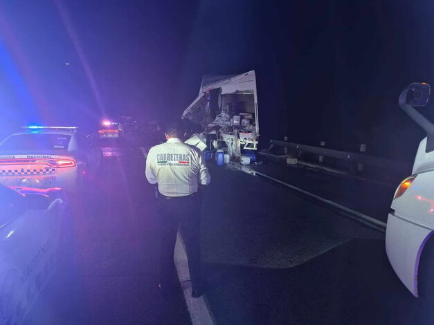  Accidente en la autopista México-Guadalajara deja heridos y daños materiales