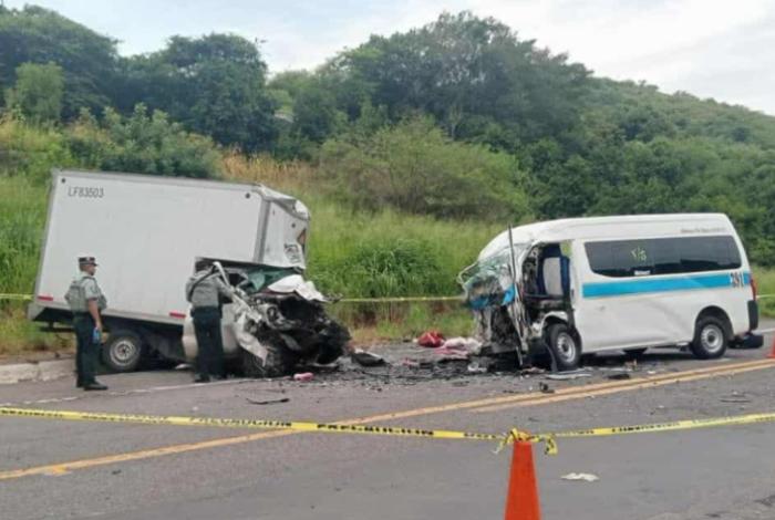 Accidente en la Siglo XXI cobra la vida de madre, hijos y tíos originarios de Lázaro Cárdenas