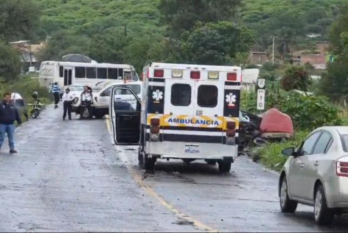 Accidente vehicular en Zamora deja una persona fallecida; se presume que era agente de la Fiscalía