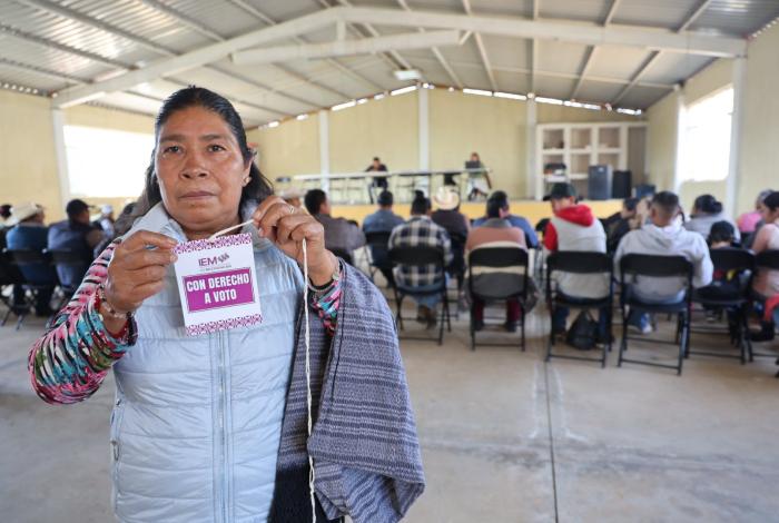 Acompaña el IEM consultas por manzana en la comunidad indígena de Donaciano Ojeda