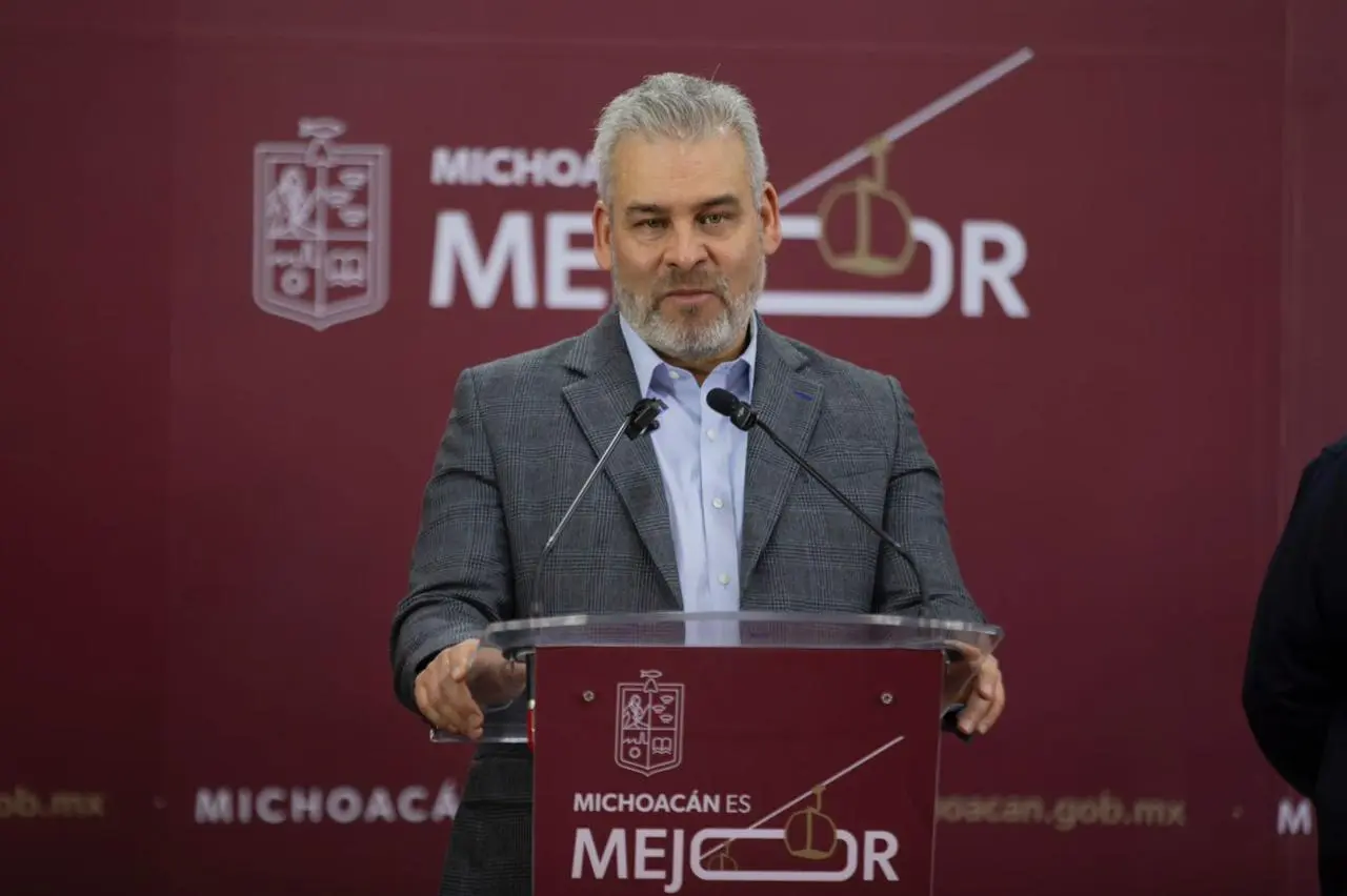 Acompañamiento a los afectados por autos incendiados, asegura Bedolla