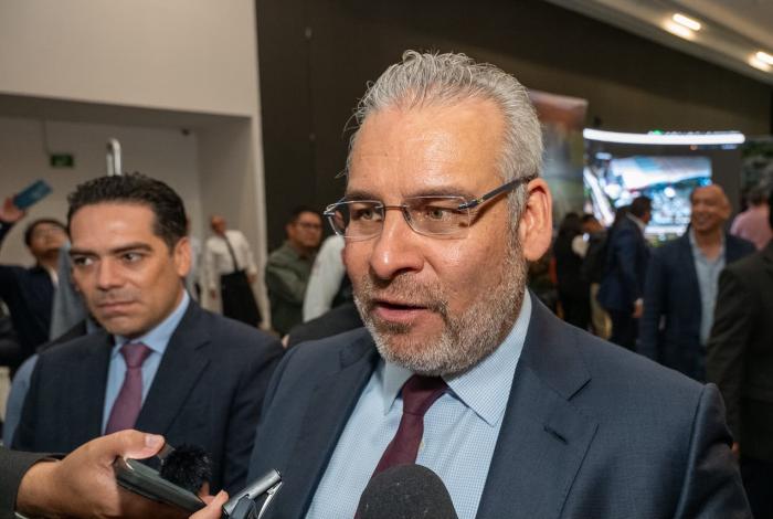 Acusa Bedolla a CPKC de evadir su responsabilidad con la seguridad ferroviaria en Morelia