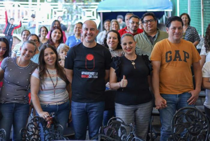 Adolfo Fito Torres presenta conferencia ‘Apaguemos la Narcocultura’ al Colegio Ebenezer