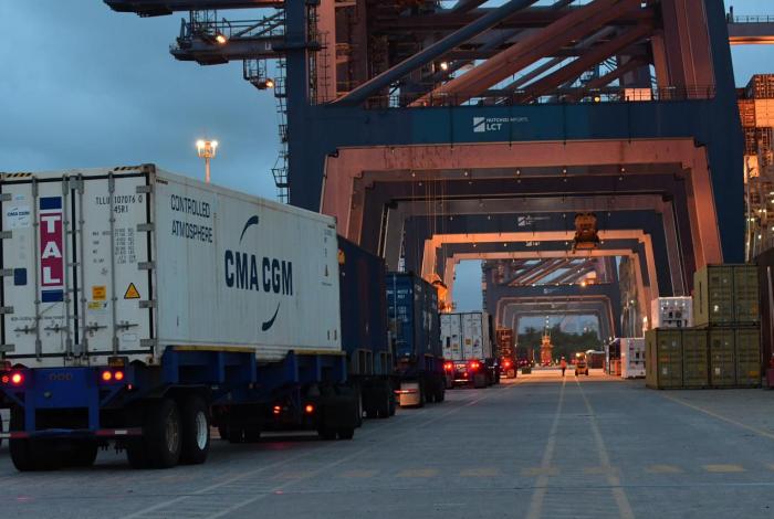 Aduana de Lázaro Cárdenas amplía horarios para agilizar el comercio internacional