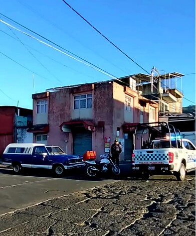  Adulto mayor baleado por delincuentes motorizados, en Uruapan