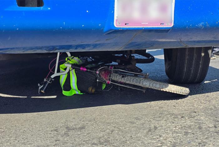 Adulto mayor resulta con algunos raspones tras ser arrollado por un tráiler, en Zamora