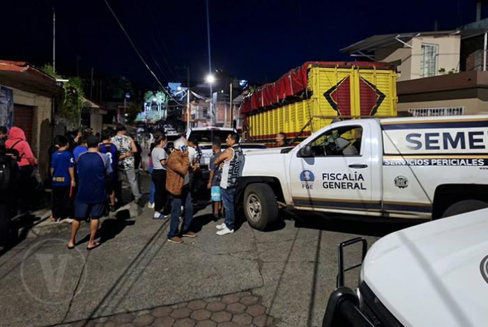 Agresión armada deja 3 muertos y un menor herido, en la colonia Elías Pérez Ávalos de Uruapan