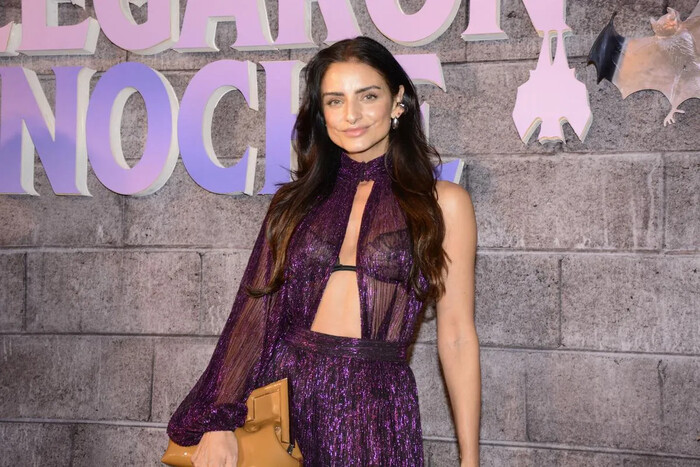  Aislinn Derbez responde a rumores sobre un nuevo romance