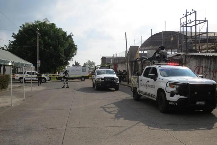 Al interior de su vehículo asesinan a un hombre en Uruapan