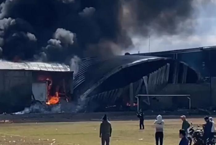 Al menos seis muertos tras caída de un jet cerca del Aeropuerto de Toluca
