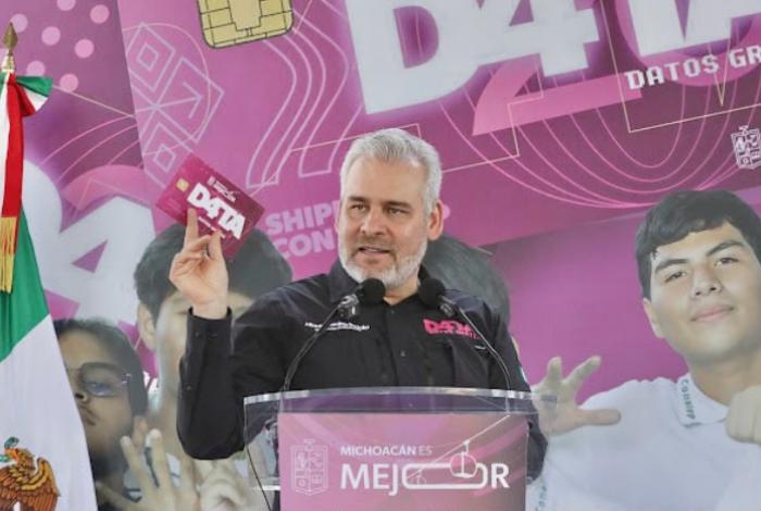 Alcanza programa "D4TA datos gratis" 95 mil chips entregados a estudiantes: Bedolla