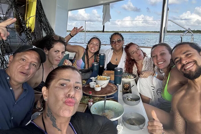  Alejandra Guzmán celebra su cumpleaños en ausencia de su madre Silvia Pinal