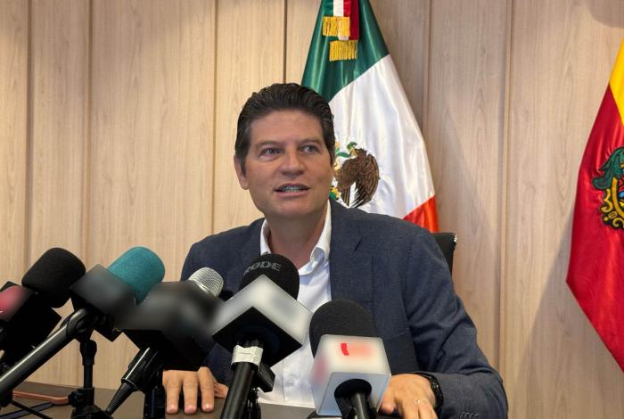 Alfonso Martínez rechaza Reforma Electoral y podría respaldar movilizaciones