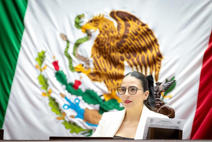 Alternancia de género en gubernatura es un compromiso con la igualdad real: Bugarini