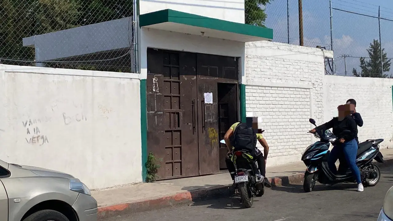 Amenaza de tiroteo genera evacuación de alumnos en secundaria de Tarímbaro