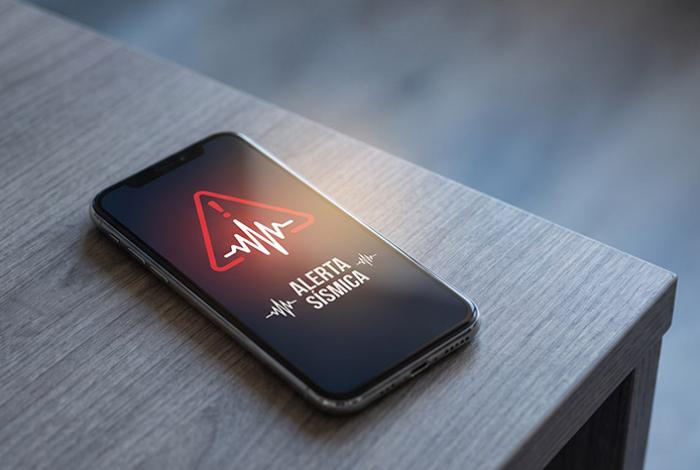 Ampliarán alertas de celulares para advertir de huracanes, incendios y otros riesgos en México