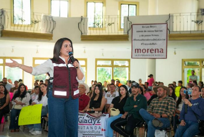 Ante miles, Gladyz Butanda a la unidad por la 4T