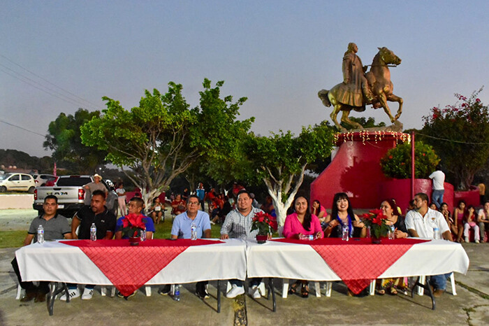  Anuncia alcalde de LC remodelación de la Plaza Principal en Acalpican de Morelos