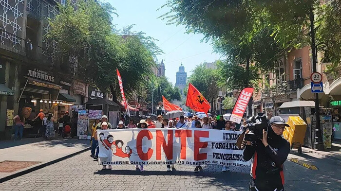 Anuncia CNTE marchas y movilizaciones; se reunirán con Sheinbaum