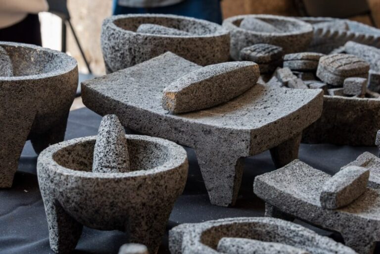 Anuncian la Feria del Molcajete 2026 para noviembre en San Nicolás Obispo
