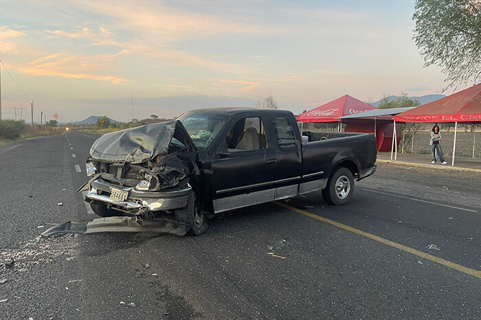  Aparatoso choque en la carretera Zacapu-Villachuato deja 4 lesionados