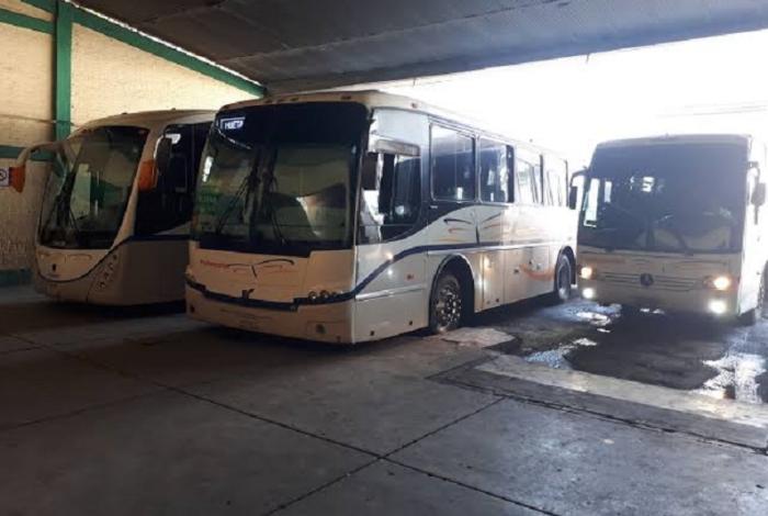 Apatzingán: Hombre escapa ileso tras ataque en Terminal de Autobuses