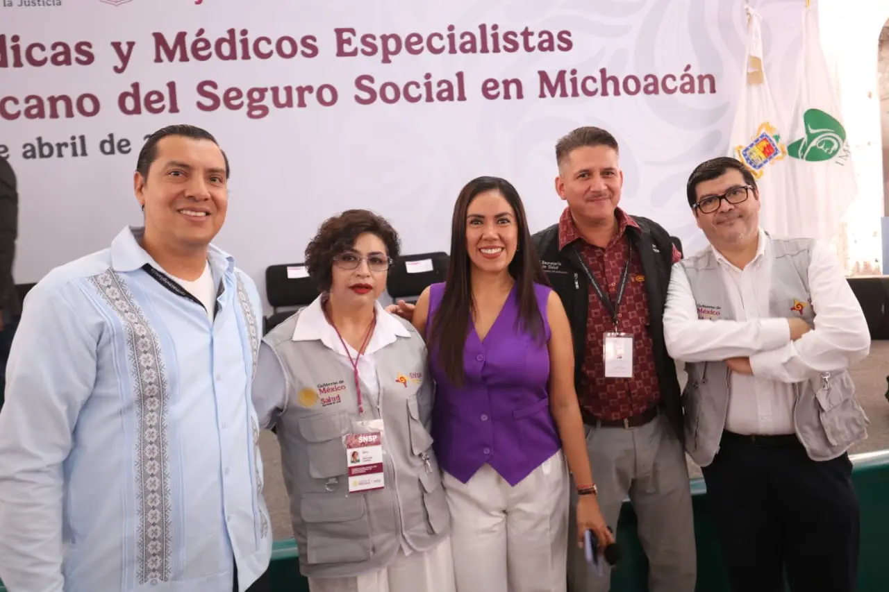 Apatzingán y Michoacán fortalecen la salud con nuevas médicas y médicos especialistas