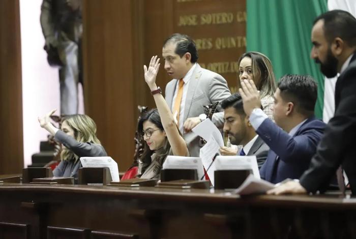 Aprueba 76 Legislatura iniciativa ciudadana en materia de Entidades Paraestatales