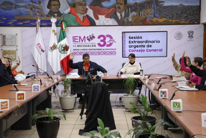 Aprueba el IEM incentivos al personal del Servicio Profesional Electoral Nacional