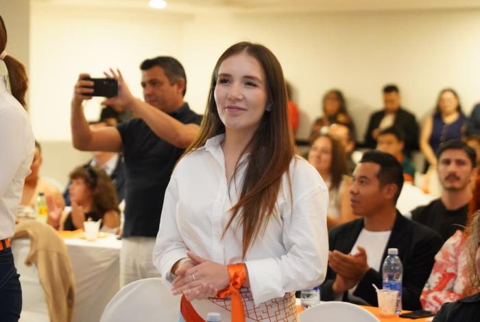 Apuntala MC ruta 2027 con jóvenes; incorpora a Carolina Michelle Trejo