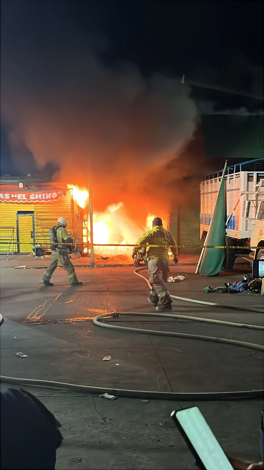 Arde local de máquinas tragamonedas en la Central de Abastos de Morelia