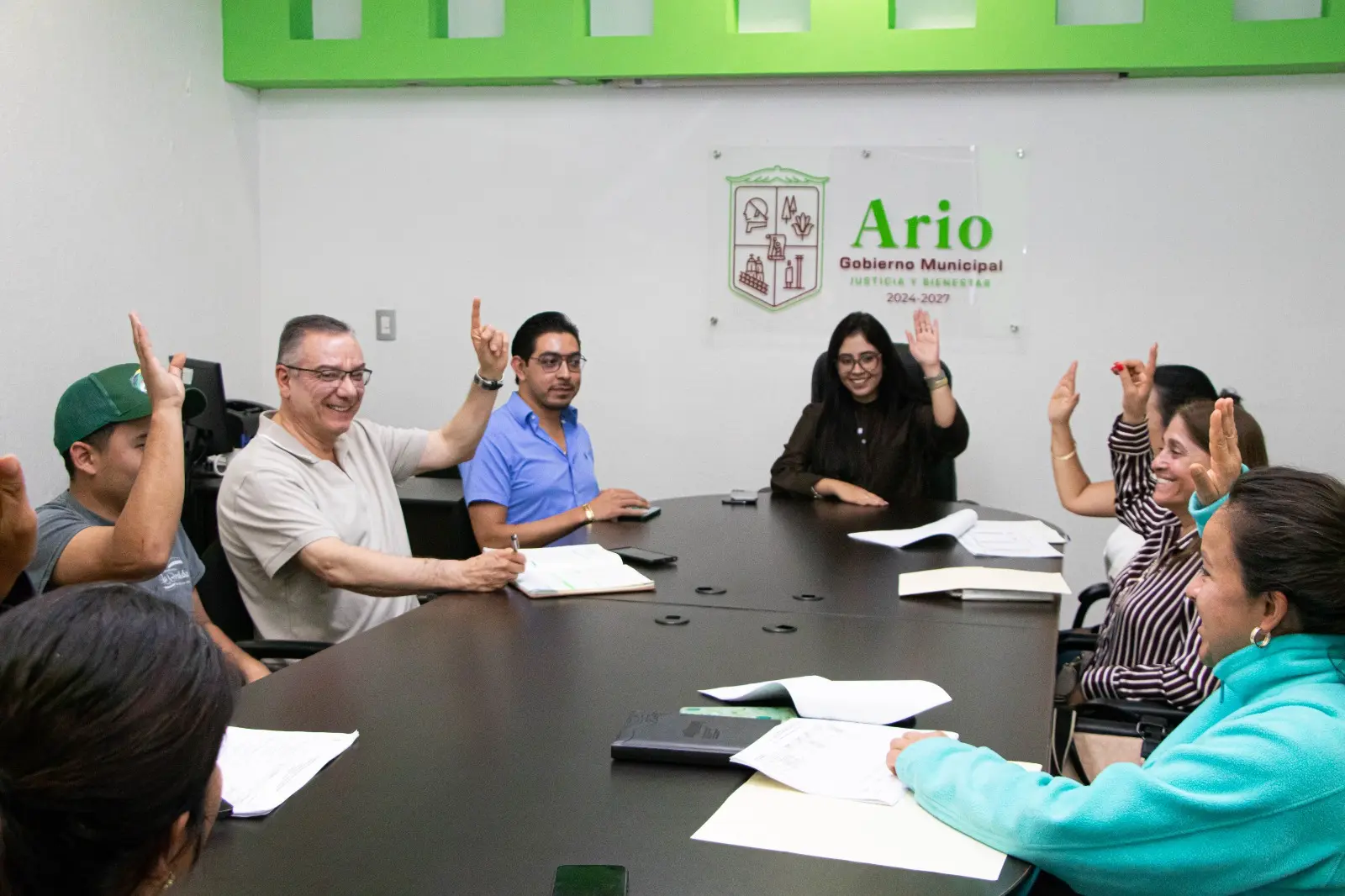Ario dice Sí a la responsabilidad financiera y al futuro de Michoacán; Cabildo aprueba en en lo local reforma “No más deuda para Michoacán”