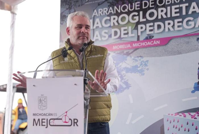 Arranca Bedolla construcción de parque en macroglorieta de Villas del Pedregal