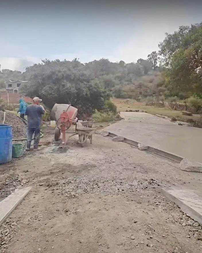 Arranca Julio César Conejo rehabilitación del acceso a localidad San Ángel