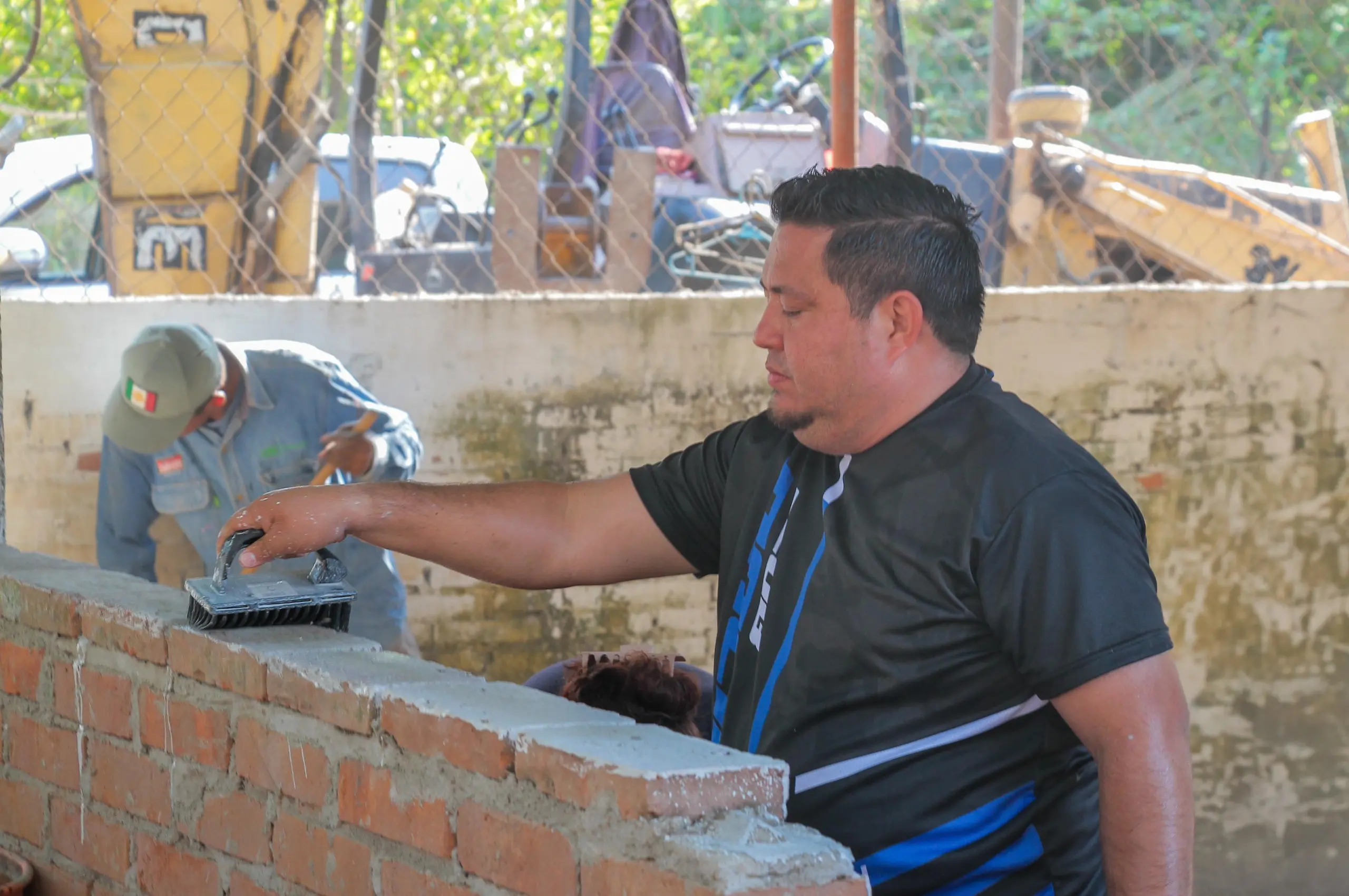 Arranca Manuel Esquivel el programa “Transforma Tu Escuela” en Lázaro Cárdenas