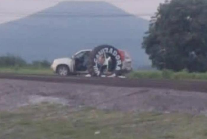 Arrastran y ejecutan a dos hombres en Buenavista