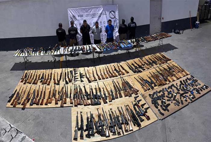 Arsenal de alto poder: Decomisan 210 armas de fuego destinadas al crimen organizado de México