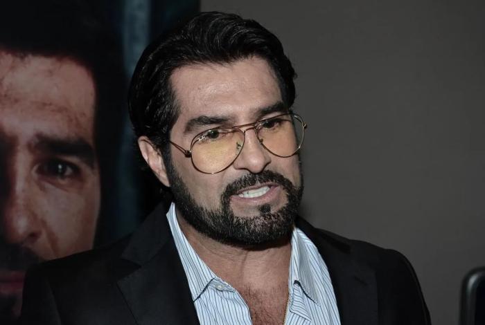 Arturo Carmona responde a “La Chicuela” por acusaciones de violencia