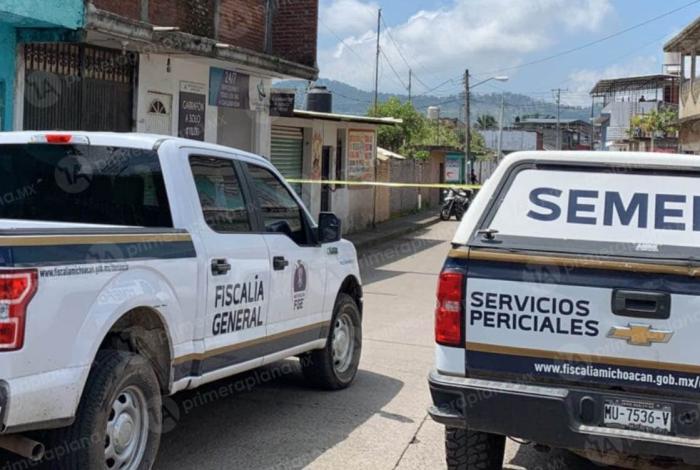As3sinan a un hombre en la plaza principal de La Estancia, en Parácuaro