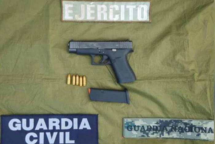 Asegura la SSP a un adolescente en posesión de arma de fuego y cartuchos, en Apatzingán